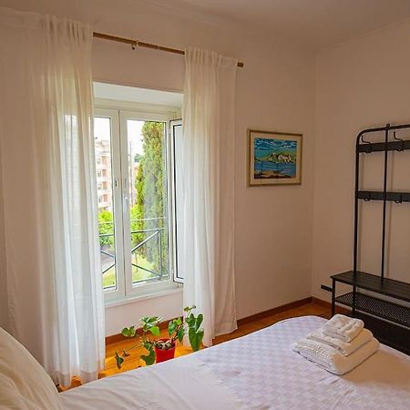 Dimora Al Colosseo, 2 Bedrooms Рим Экстерьер фото